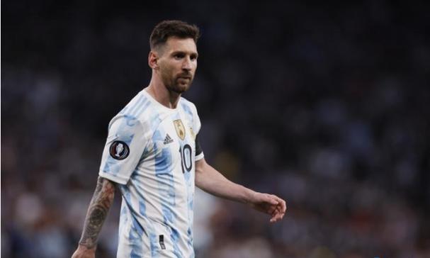 西夏遗珍：贺兰山下的神秘王国